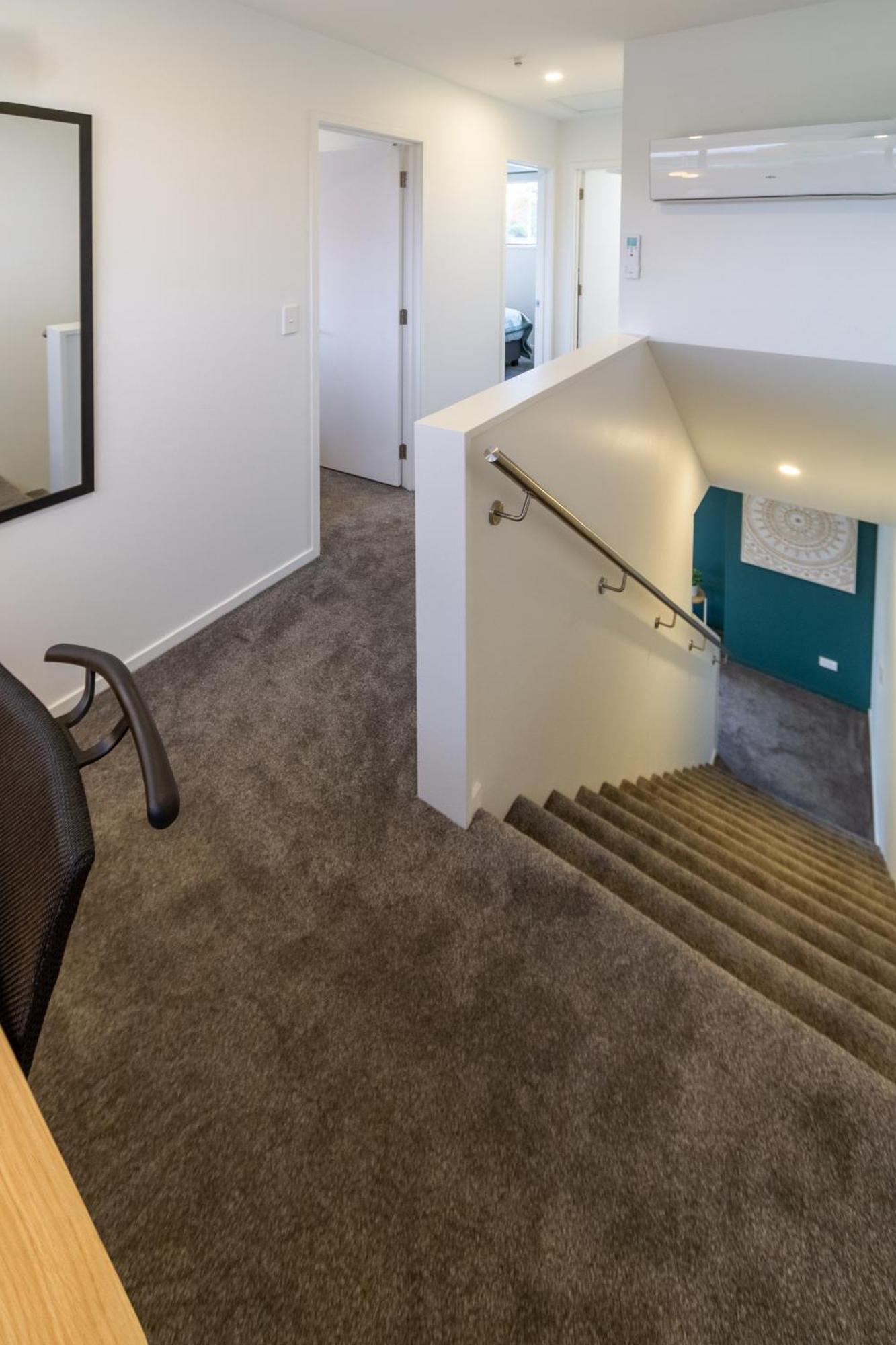 Serene Living 2 Bed With Carpark Christchurch Exterior foto